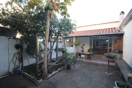 Quintal de casa à venda com 3 quartos, 360m² em Eldorado, Contagem