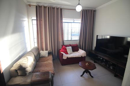 Casa à venda com 360m², 3 quartos e 1 vagaSala 2