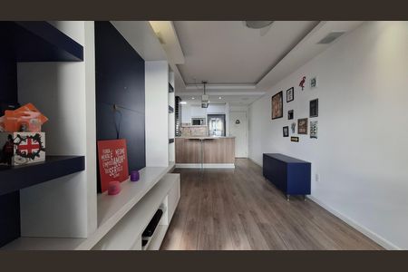 Sala de apartamento para alugar com 3 quartos, 76m² em Campestre, Santo André
