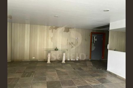 Apartamento à venda com 68m², 2 quartos e 1 vaga