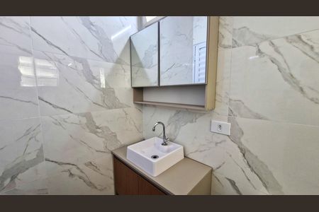 Casa à venda com 72m², 2 quartos e sem vaga