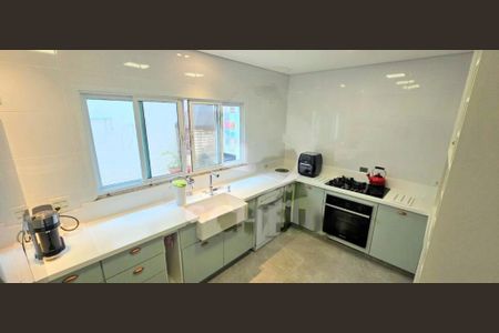 Casa à venda com 146m², 3 quartos e 3 vagas