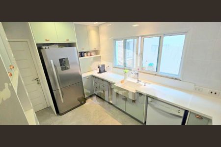 Casa à venda com 3 quartos, 146m² em Vila Alexandria, São Paulo