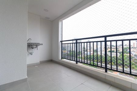 Apartamento à venda com 44m², 2 quartos e 1 vaga Apartamento à venda com 44m², 2 quartos e 1 vagaVaranda
