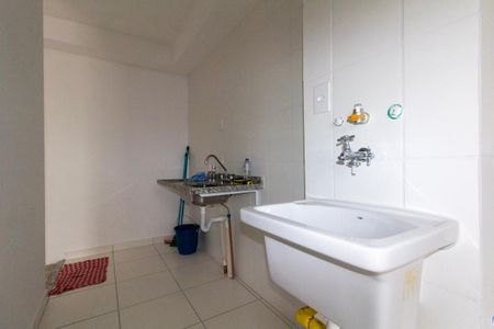 Apartamento à venda com 44m², 2 quartos e 1 vaga Apartamento à venda com 44m², 2 quartos e 1 vagaCozinha e Área de Serviço