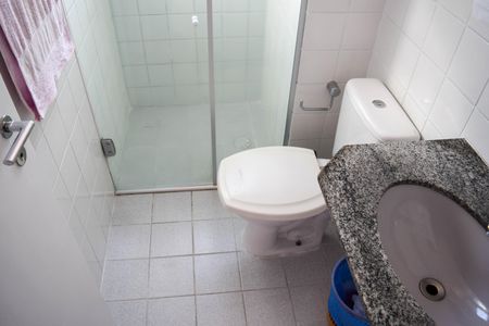 Apartamento para alugar com 52m², 2 quartos e 2 vagas Apartamento para alugar com 52m², 2 quartos e 2 vagasBanheiro