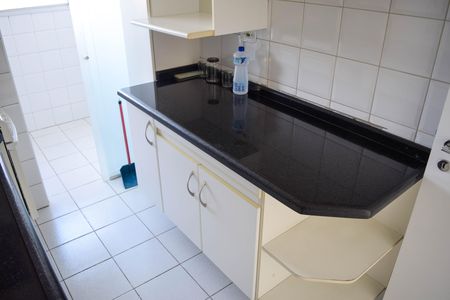 Apartamento para alugar com 52m², 2 quartos e 2 vagas Apartamento para alugar com 52m², 2 quartos e 2 vagasCozinha