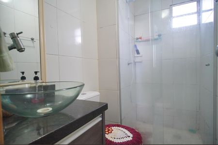 Banheiro 1 de apartamento à venda com 3 quartos, 92m² em Santos Dumont, São Leopoldo