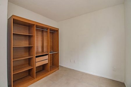 Quarto de apartamento à venda com 1 quarto, 41m² em Morro Santana, Porto Alegre