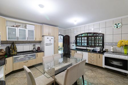 Cozinha de casa à venda com 4 quartos, 552m² em Vila Sao Francisco, São Paulo