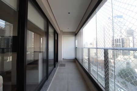 Varanda de kitnet/studio para alugar com 1 quarto, 42m² em Itaim Bibi, São Paulo