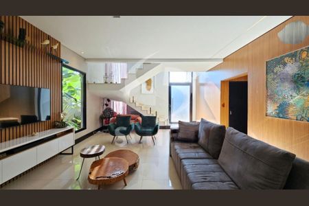 Casa à venda com 4 quartos, 385m² em Colinas da Anhanguera, Santana de Parnaíba