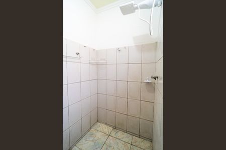 Casa para alugar com 175m², 2 quartos e 2 vagas Casa para alugar com 175m², 2 quartos e 2 vagasBanheiro