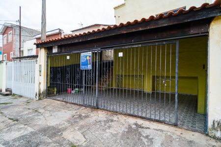 Casa para alugar com 175m², 2 quartos e 2 vagas Casa para alugar com 175m², 2 quartos e 2 vagasFachada