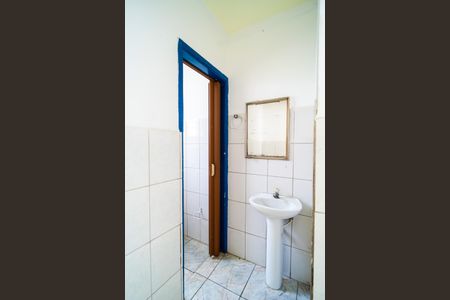 Casa para alugar com 175m², 2 quartos e 2 vagas Casa para alugar com 175m², 2 quartos e 2 vagasBanheiro