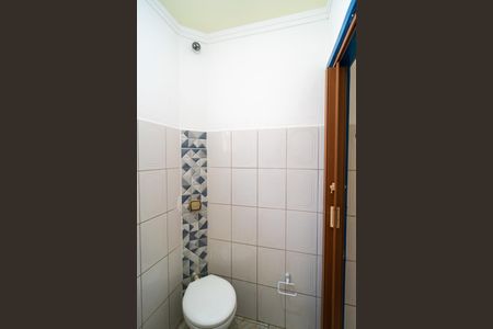 Casa para alugar com 175m², 2 quartos e 2 vagas Casa para alugar com 175m², 2 quartos e 2 vagasBanheiro