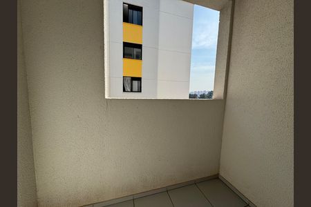 Sacada de apartamento para alugar com 2 quartos, 30m² em Metalúrgicos, Osasco