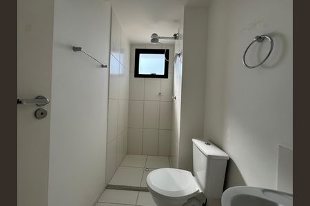 Banheiro de apartamento para alugar com 2 quartos, 30m² em Metalúrgicos, Osasco