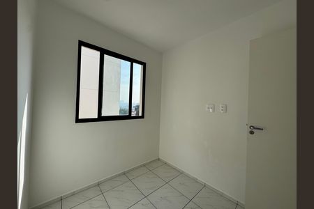 Quarto 1 de apartamento para alugar com 2 quartos, 30m² em Metalúrgicos, Osasco