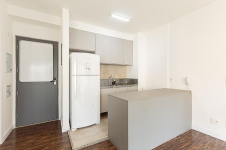 Cozinha de kitnet/studio para alugar com 1 quarto, 42m² em Itaim Bibi, São Paulo