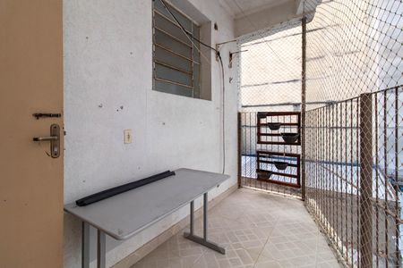 Apartamento para alugar com 122m², 2 quartos e sem vagaSacada