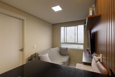 Sala de apartamento para alugar com 2 quartos, 44m² em Vila das Bandeiras, Guarulhos