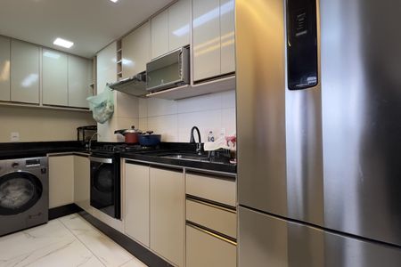 Apartamento para alugar com 44m², 2 quartos e 1 vaga Apartamento para alugar com 44m², 2 quartos e 1 vagaCozinha e Área de Serviço
