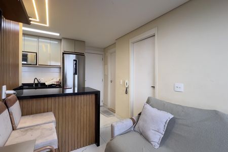 Sala de apartamento para alugar com 2 quartos, 44m² em Vila das Bandeiras, Guarulhos