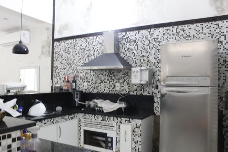 Cozinha de casa à venda com 2 quartos, 400m² em Anil, Rio de Janeiro