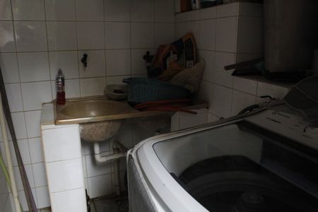 Casa à venda com 400m², 2 quartos e 1 vagaÁrea de Serviço