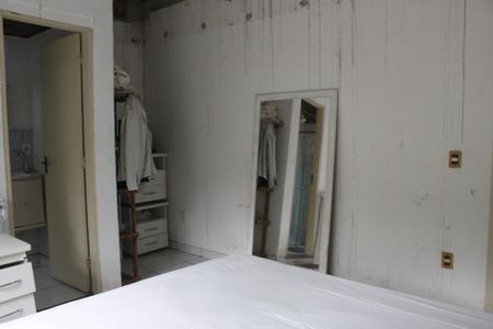 Casa à venda com 400m², 2 quartos e 1 vagaQuarto Suíte