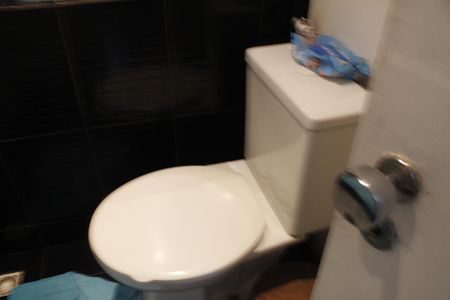 Casa à venda com 400m², 2 quartos e 1 vagaLavabo