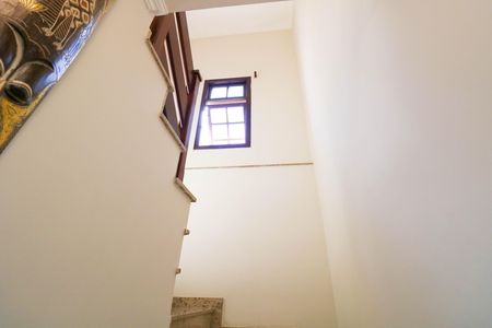 Casa à venda com 128m², 3 quartos e 2 vagas