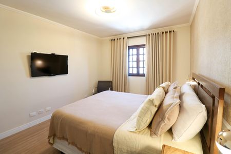 Casa à venda com 128m², 3 quartos e 2 vagas