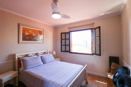 Casa à venda com 128m², 3 quartos e 2 vagas