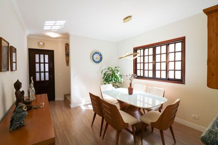 Casa à venda com 128m², 3 quartos e 2 vagas
