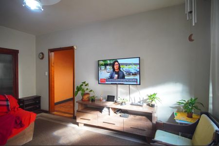 Casa para alugar com 220m², 4 quartos e 3 vagassala 2