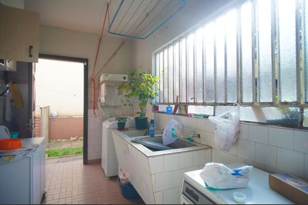 Casa para alugar com 220m², 4 quartos e 3 vagasÁrea de Serviço