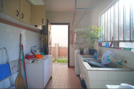 Casa para alugar com 220m², 4 quartos e 3 vagasÁrea de Serviço