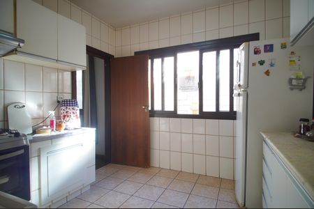 Casa para alugar com 220m², 4 quartos e 3 vagasCozinha