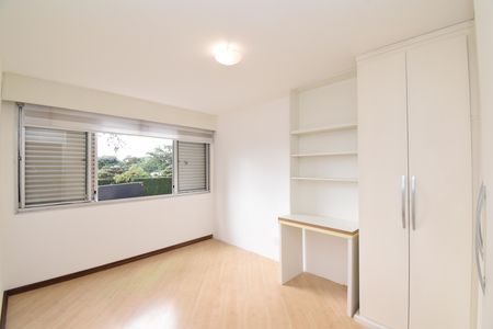 Apartamento para alugar com 238m², 3 quartos e 2 vagasQuarto 2