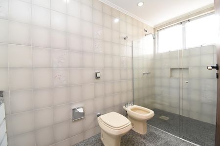 Apartamento para alugar com 238m², 3 quartos e 2 vagasBanheiro 2
