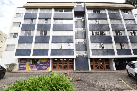 Apartamento para alugar com 238m², 3 quartos e 2 vagasFachada