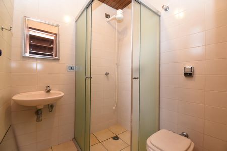 Apartamento para alugar com 238m², 3 quartos e 2 vagasBanheiro de serviço