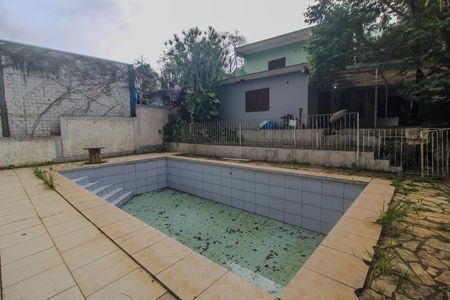 Casa para alugar com 50m², 2 quartos e 1 vaga Casa para alugar com 50m², 2 quartos e 1 vagaÁrea comum - Piscina