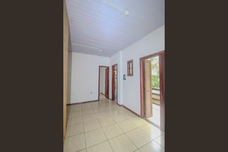 Casa para alugar com 50m², 2 quartos e 1 vaga Casa para alugar com 50m², 2 quartos e 1 vagaSala