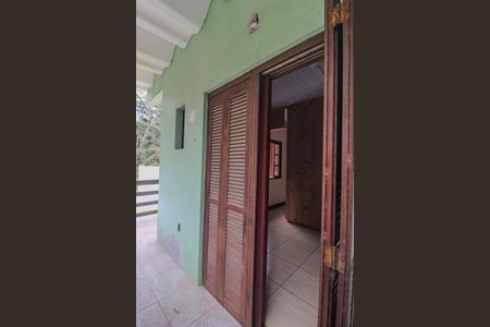 Casa para alugar com 50m², 2 quartos e 1 vaga Casa para alugar com 50m², 2 quartos e 1 vagaSacada