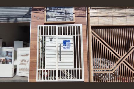 Casa para alugar com 99m², 2 quartos e sem vagaFachada
