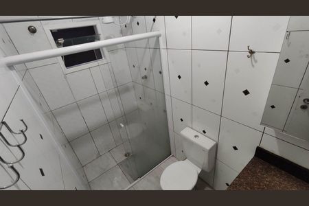 Casa para alugar com 99m², 2 quartos e sem vagaBanheiro social