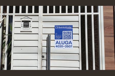 Casa para alugar com 99m², 2 quartos e sem vagaFachada